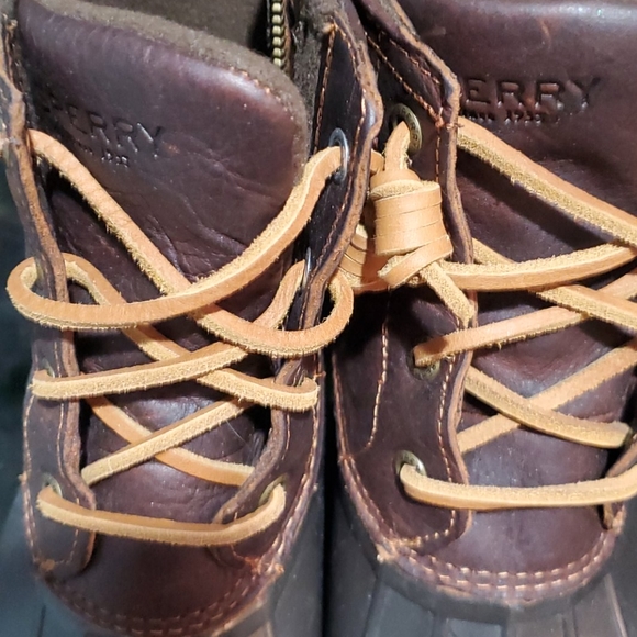 Sperry size 8...rainboots - Picture 3 of 5